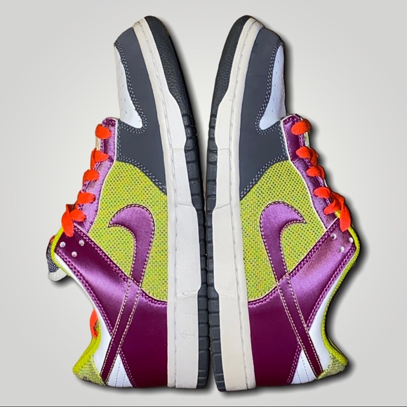 Nike SB Dunk Low “Green/Purple” Size W